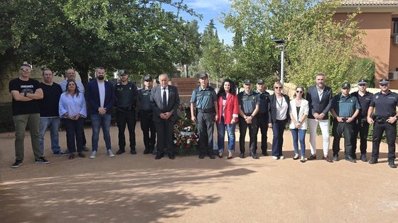 Huétor Vega recuerda al agente Arcos en el séptimo aniversario de su asesinato