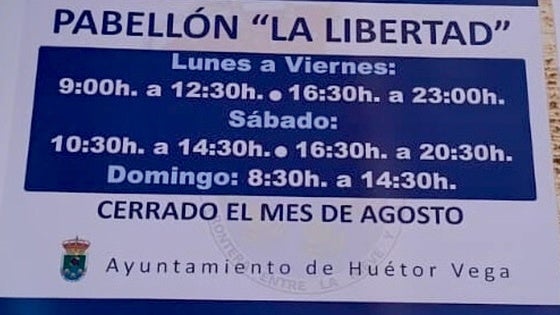 El gobierno municipal de Huétor Vega desmiente recortes y recuerda que el pabellón «abre más que antes»