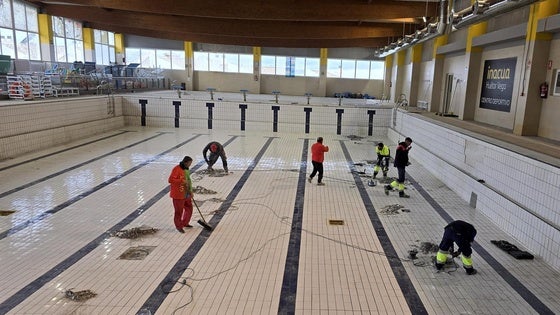 Arranca la última fase de la reforma de la piscina municipal de Huétor Vega
