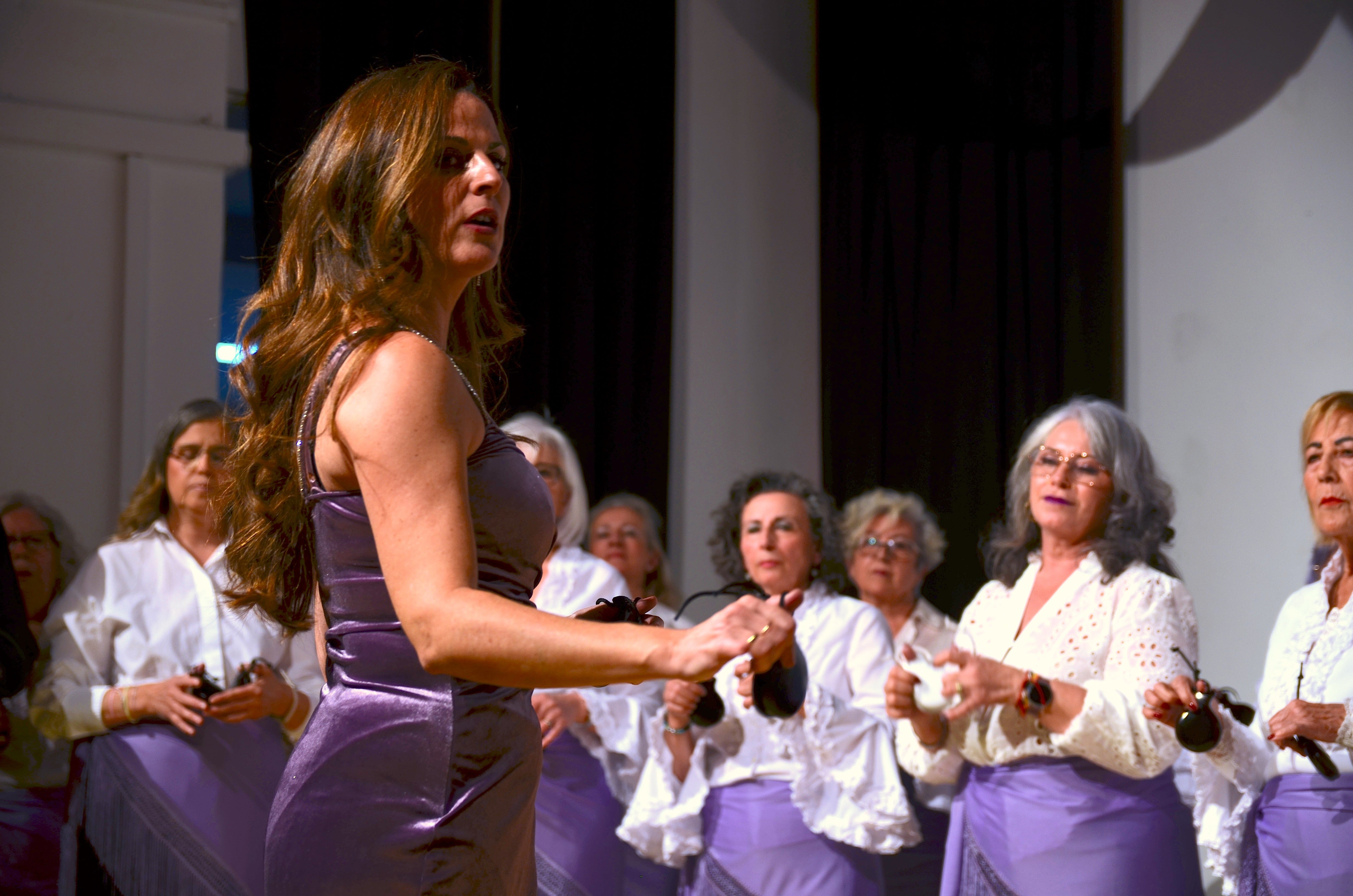 Huétor Vega escenifica el horror de la violencia de género