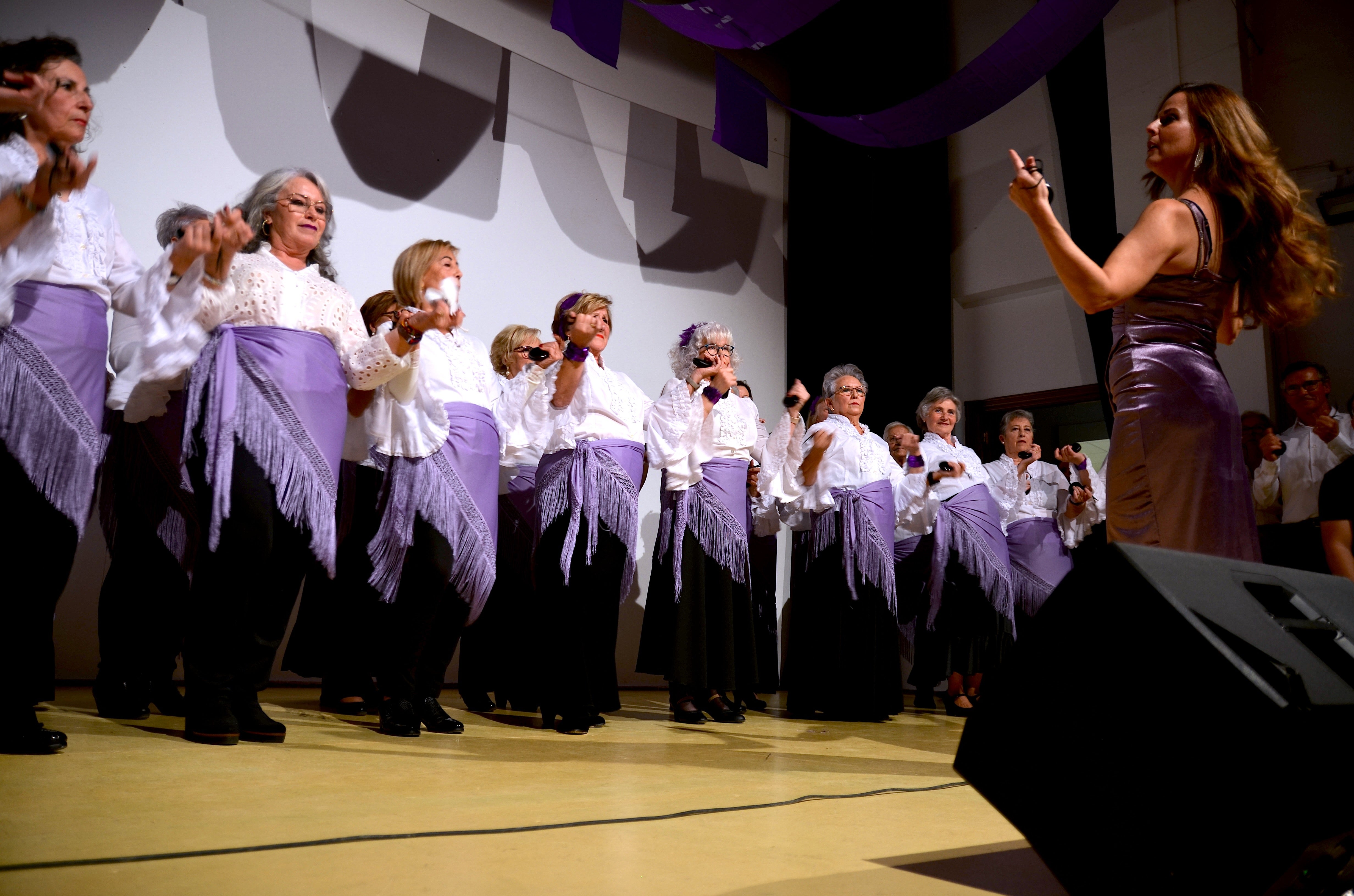 Huétor Vega escenifica el horror de la violencia de género