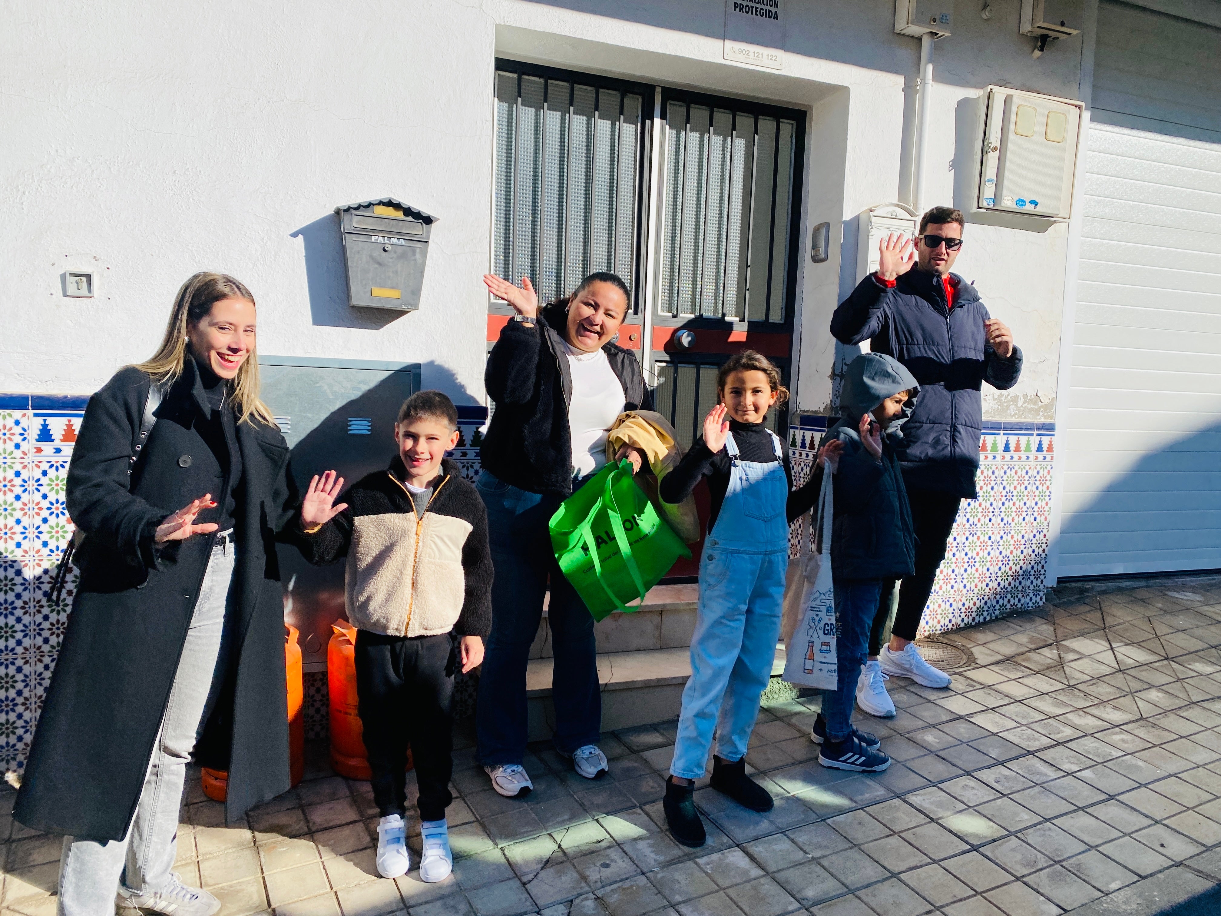 El sol ilumina la Cabalgata de Huétor Vega