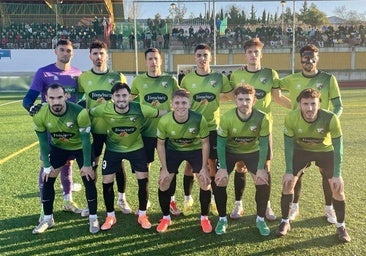 Once inicial del CD Huétor Vega.