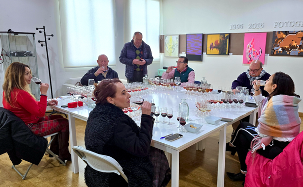 Cata del jurado del concurso local.