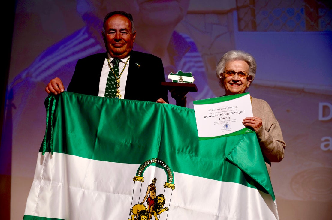 Un Día de Andalucía cargado de emoción en Huétor Vega