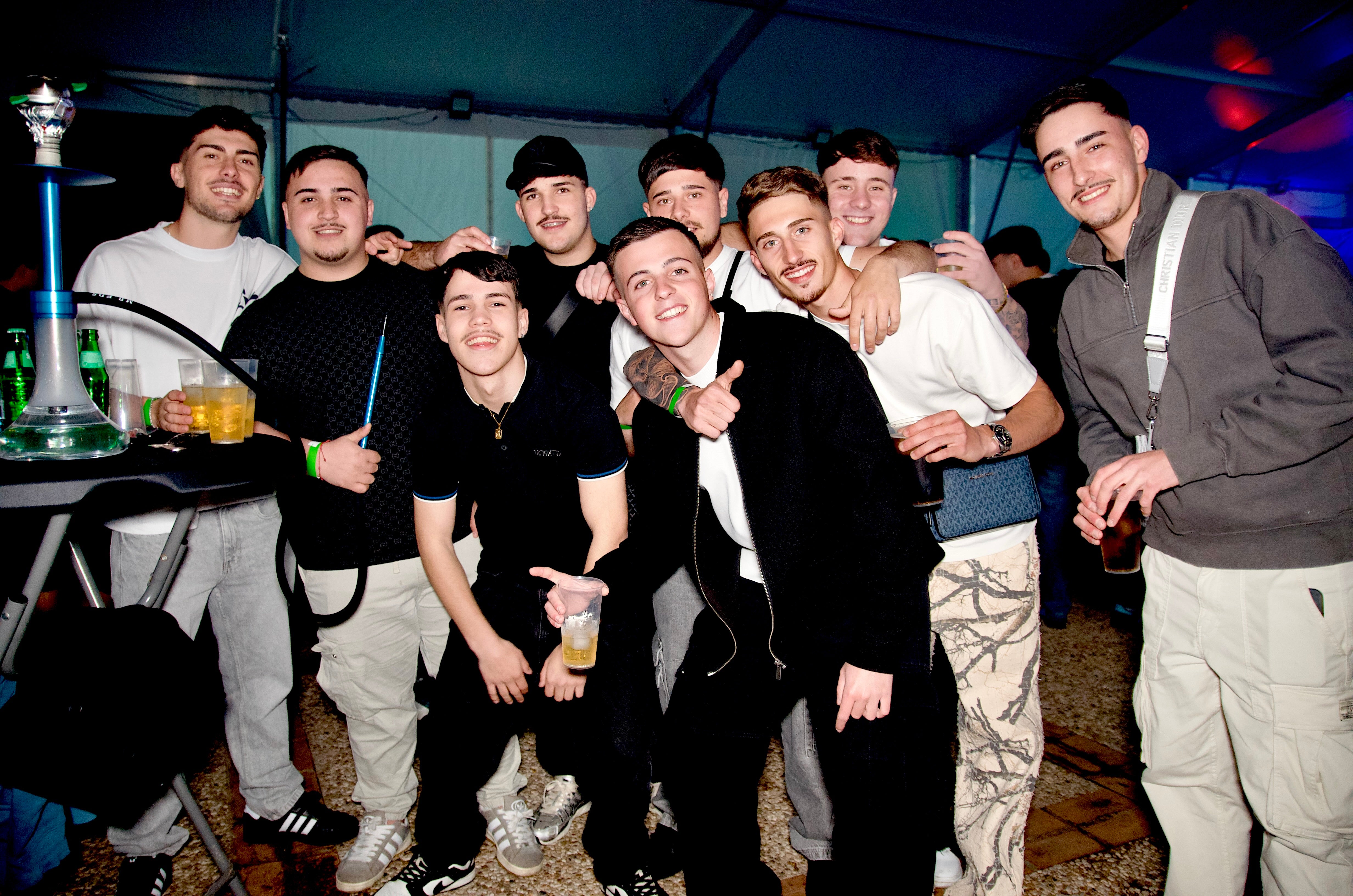 El gran ambiente de la fiesta de la primavera de Huétor Vega