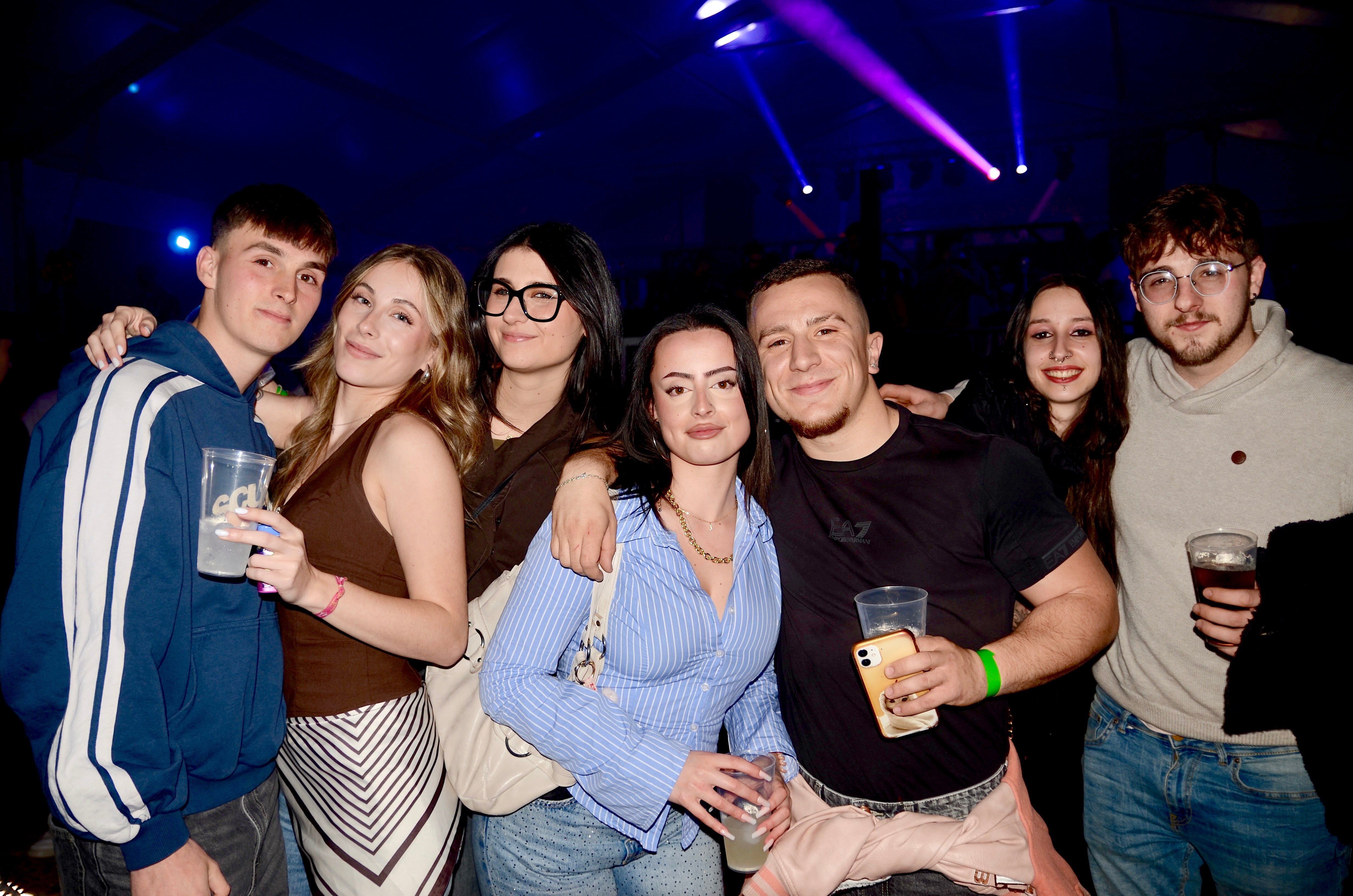 El gran ambiente de la fiesta de la primavera de Huétor Vega