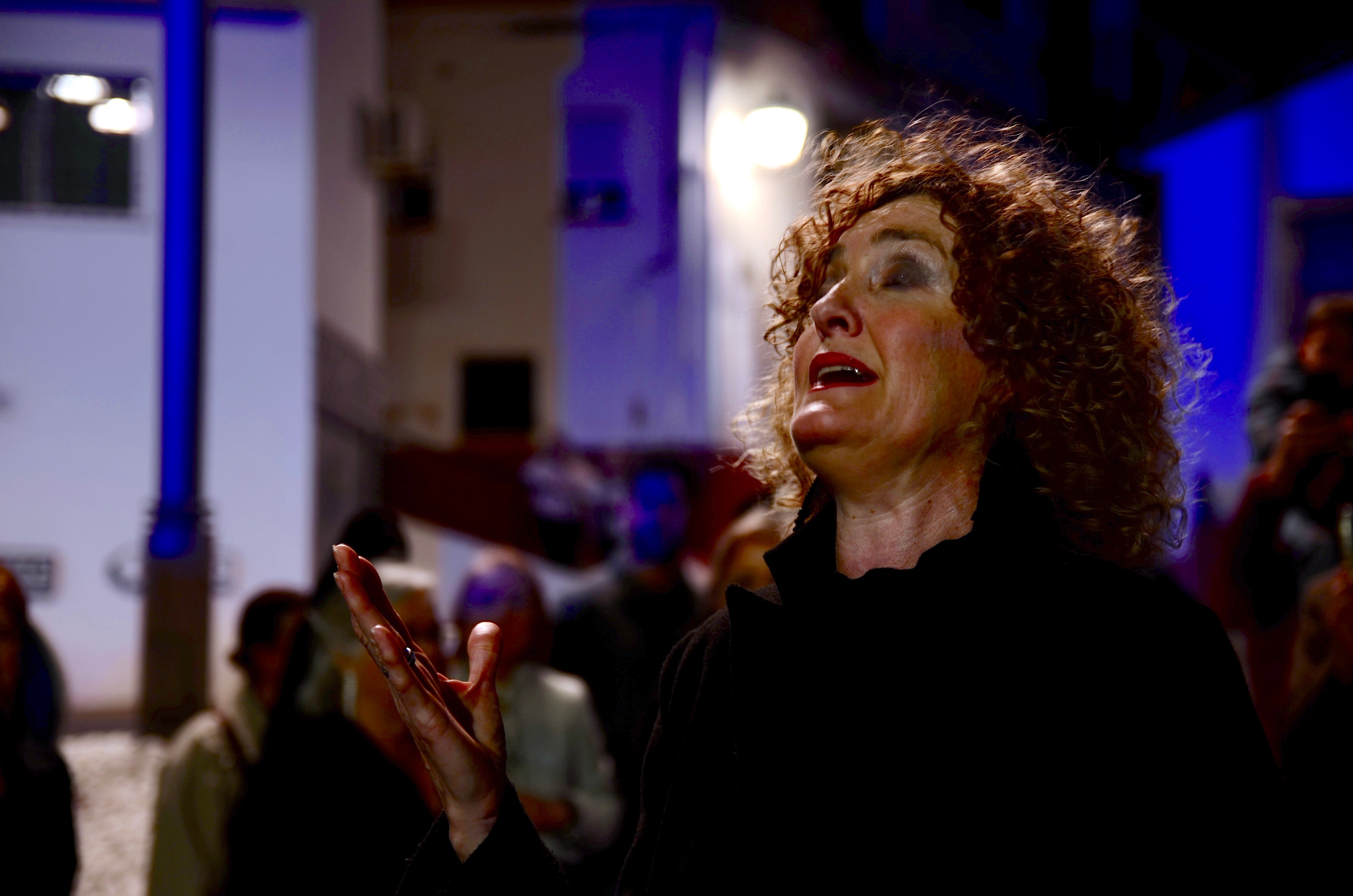 El Jueves Santo suena a saeta en Huétor Vega