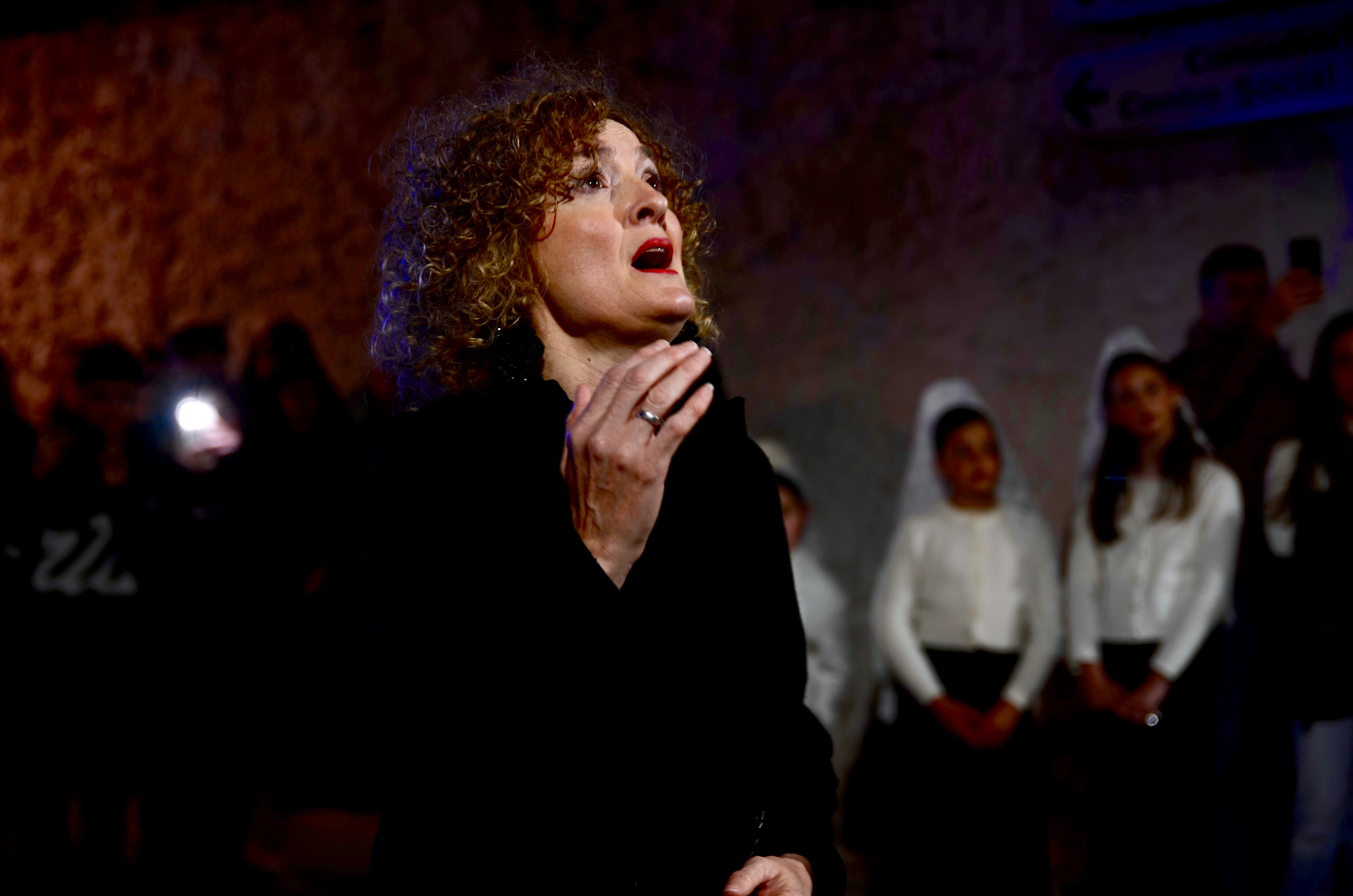 El Jueves Santo suena a saeta en Huétor Vega