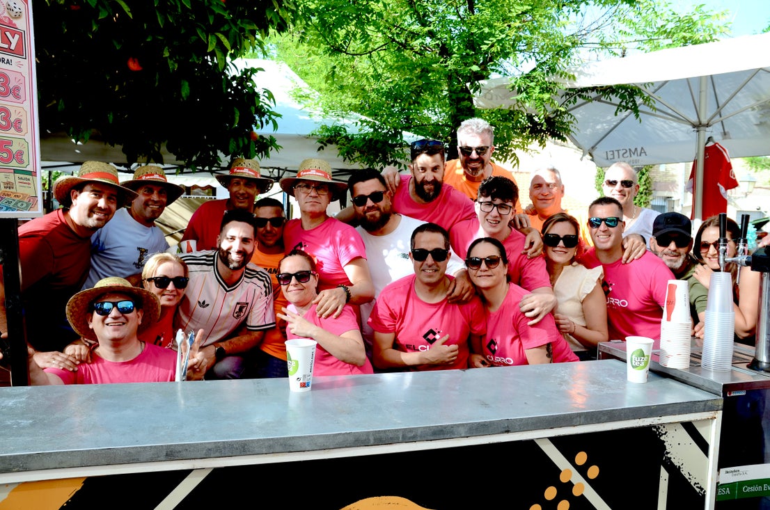 Huétor Vega saborea el ambiente de cruces