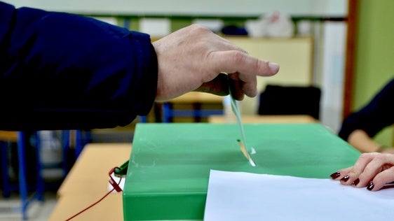 El PP mejora su resultado en las elecciones andaluzas en Huétor Vega
