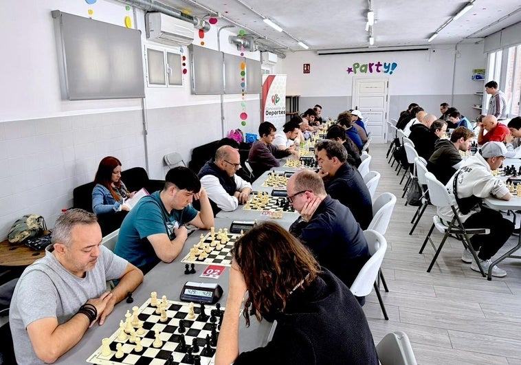 Tercer Torneo de Ajedrez de Huétor Vega, en el Espacio Joven del municipio.