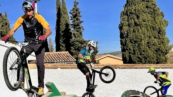 Huétor Vega, primera parada para el Campeonato Andalucía Trial Bici 2026