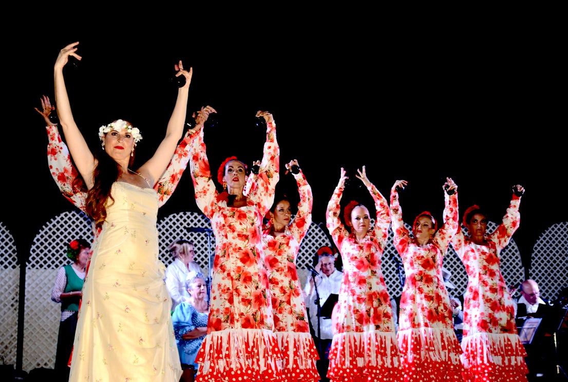 Así fue el deslumbrante estreno de ‘Boda gitana’ en Huétor Vega