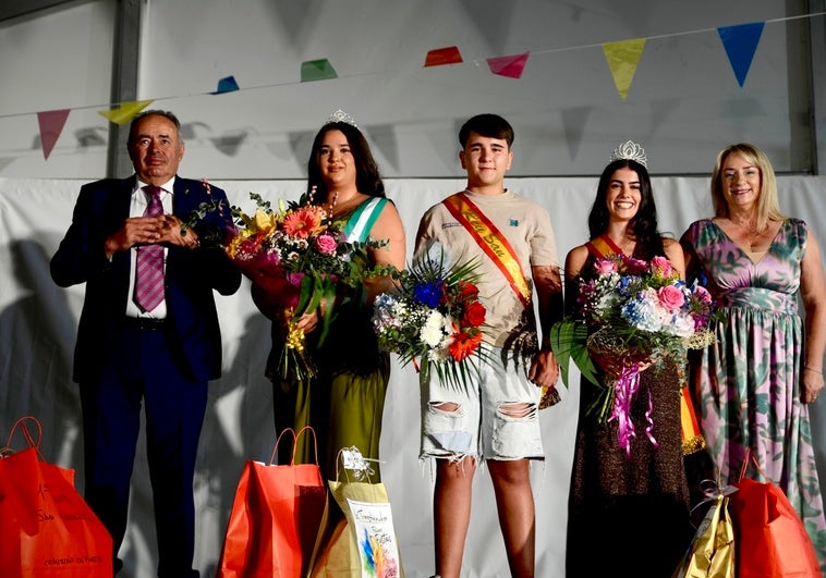 Coronación de la realeza de las fiestas patronales de San Roque en Huétor Vega.