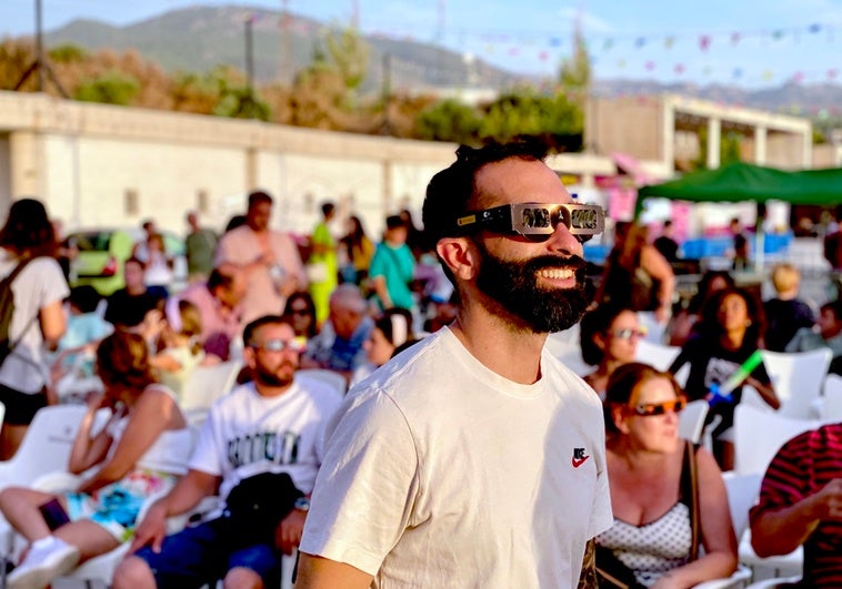 El Recinto Ferial de Huétor Vega ofreció una panorámica de lujo para disfrutar el eclipse.