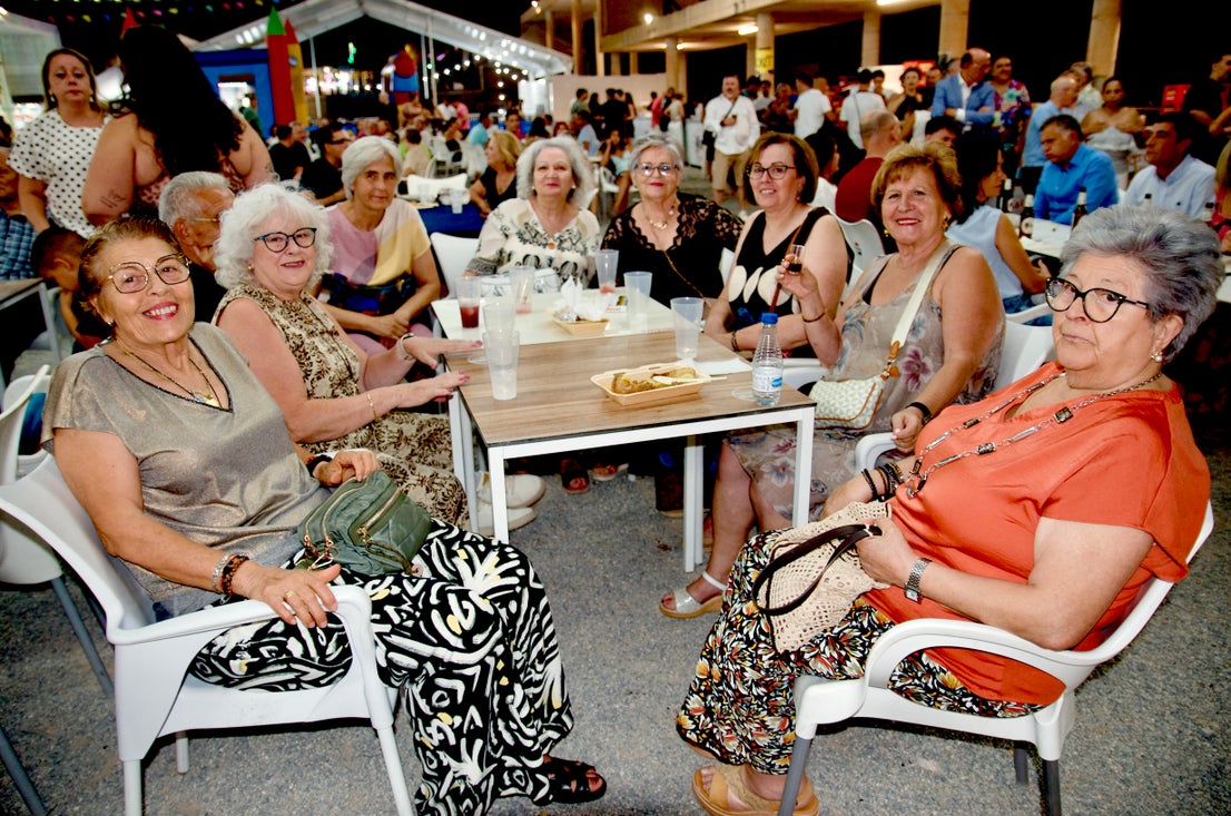 Amistades Peligrosas, la primera tentación de las noches de feria de Huétor Vega