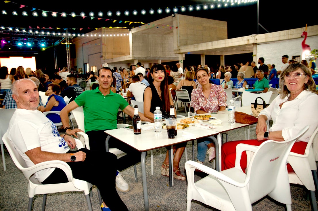 Amistades Peligrosas, la primera tentación de las noches de feria de Huétor Vega