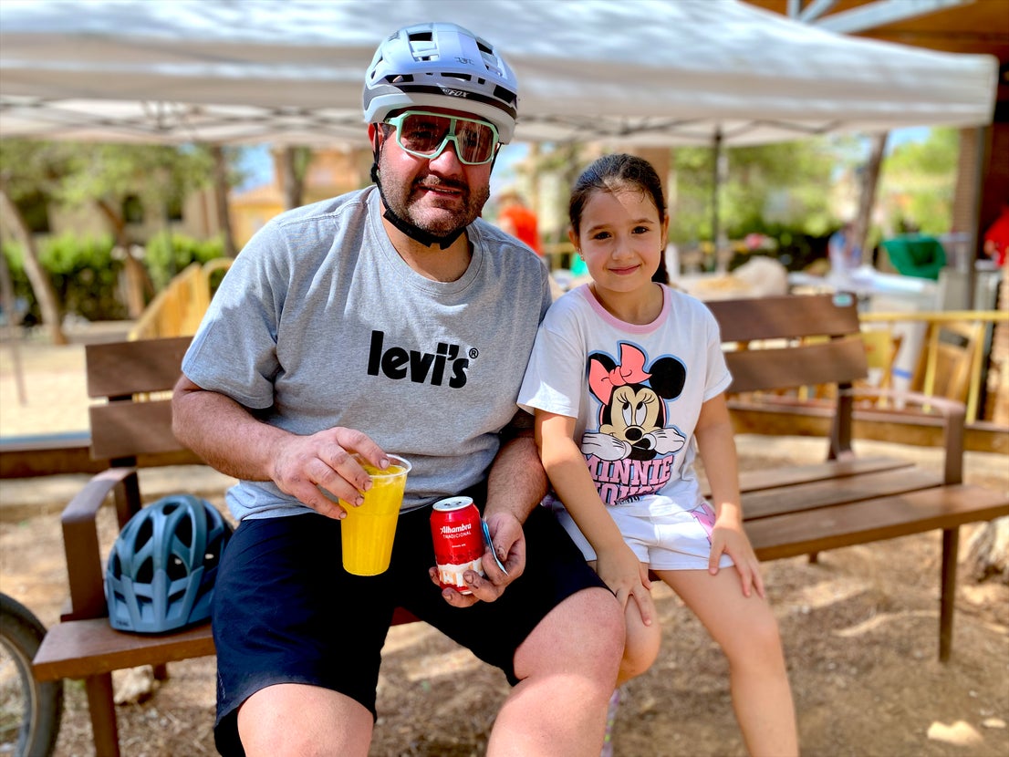 Barbacoa y regalos en el Día de la Bicicleta en Huétor Vega