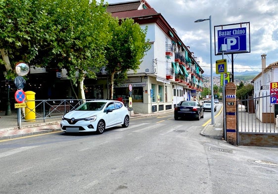 Tramo temporalmente con doble sentido en la Avenida de Andalucía.