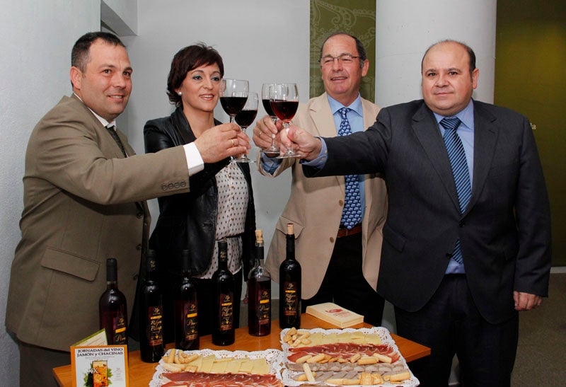 Las Jornadas del Vino, Jamón y Chacinas de Huétor Vega cumplen veinte años