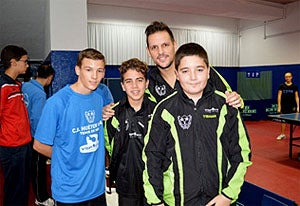 Tenis de mesa: Huétor Vega cae ante el Mijas, el coco en Primera