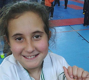 La hueteña Irene Camado, de 10 años, campeona de Andalucía de taekwondo