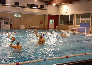Waterpolo: Huétor Vega finaliza la liga tercero y luchará por el salto a nacional
