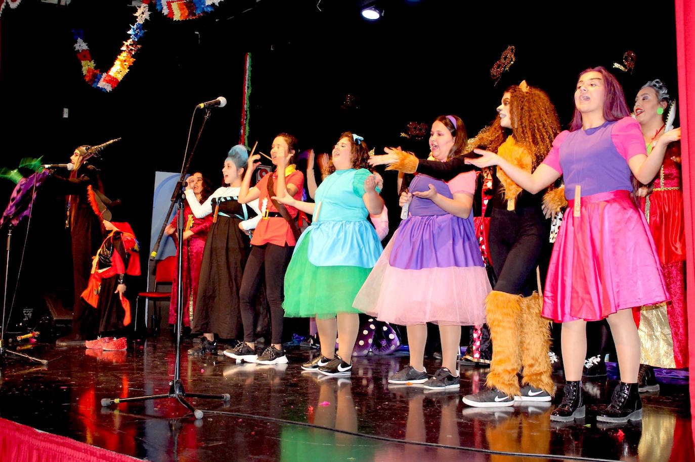 Fotos: Así se vive el tradicional carnaval de La Zubia