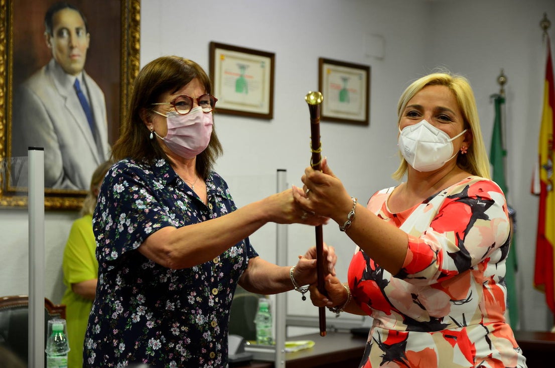 Fotos: Purificación López Quesada, nueva alcaldesa de La Zubia tras prosperar la moción de censura