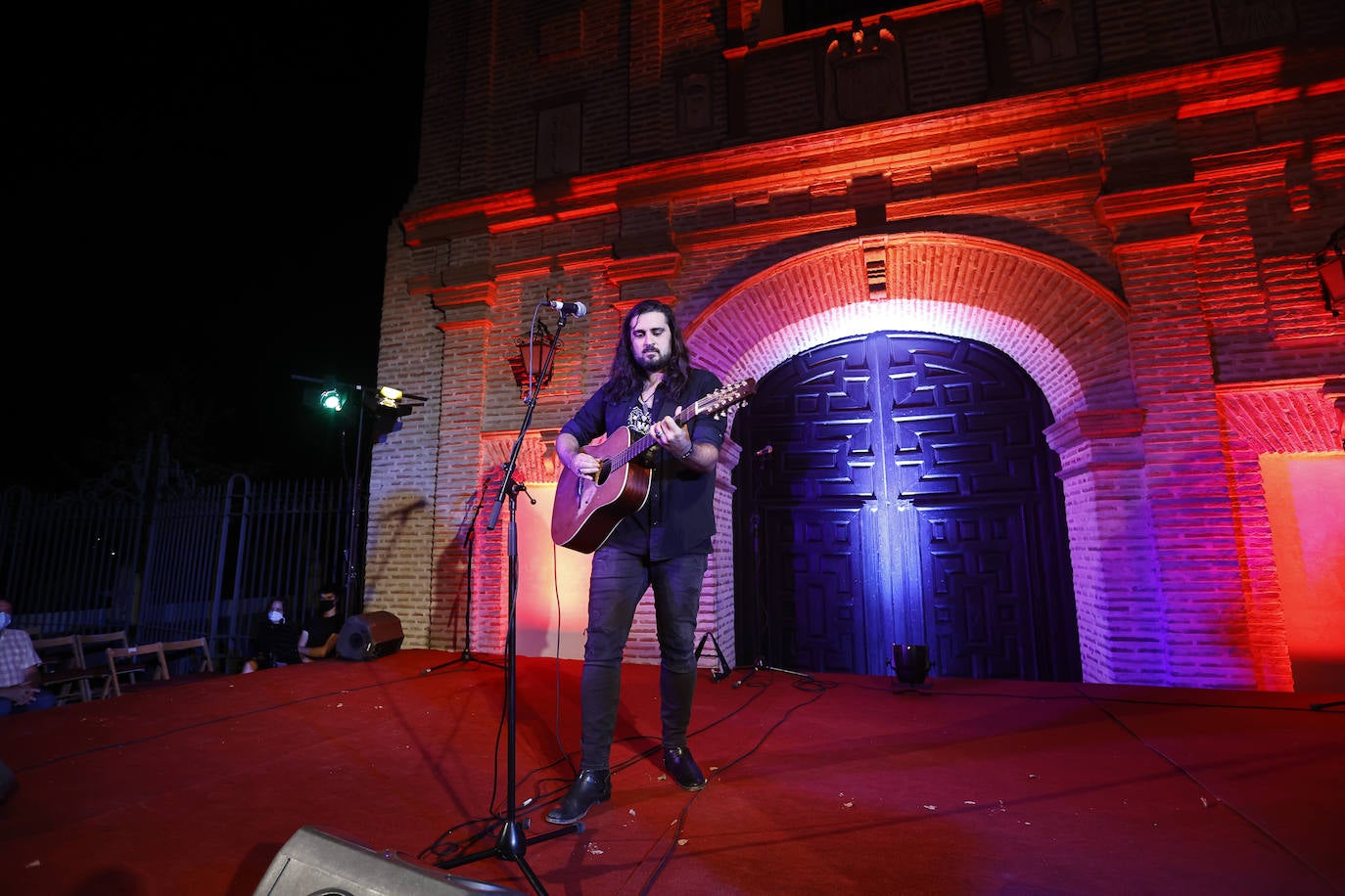 Fran Fernández, anoche en Poesía en el Laurel.