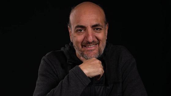 El escritor de La Zubia Juan Carlos Rodríguez presenta 'Jonás y la esperanza'