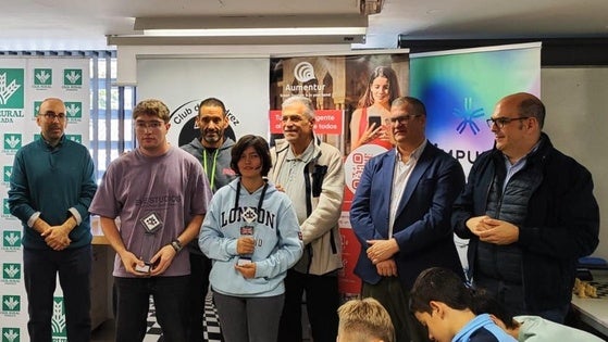 Alejandro Serrano, campeón de Granada de ajedrez relámpago