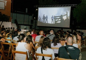 El Cine de Verano de La Zubia, en las plazas de los barrios