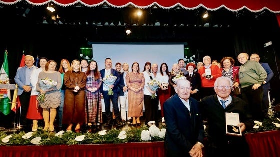 La Zubia entrega su Medalla de Oro a cuatro vecinos e instituciones del municipio