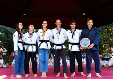 Más de cien deportistas llenan La Zubia en la exhibición anual de taekwondo