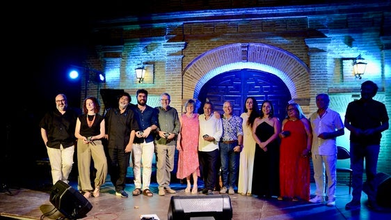 Arranca el festival Poesía en el Laurel
