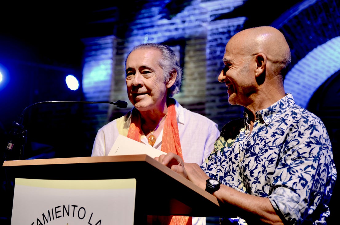 Arranca el festival Poesía en el Laurel