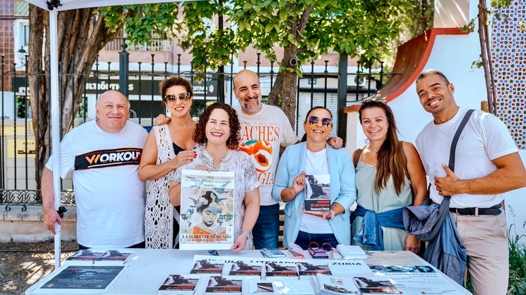 La Zubia exhibe su tejido asociativo y su oferta de talleres en el Parque de la Encina