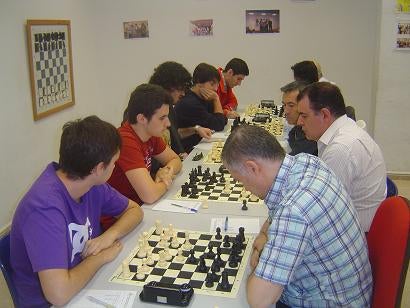 Arranca el VI Torneo de Otoño de Ajedrez Villa de La Zubia