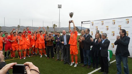 La selección Granadina de Fútbol vence en Málaga con dos jugadores zubienses