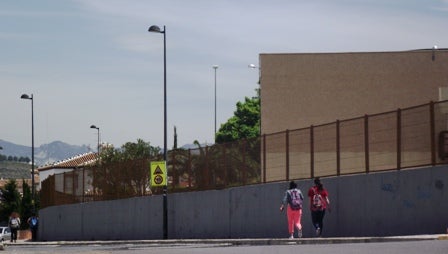 Desigual seguimiento de la huelga de educación