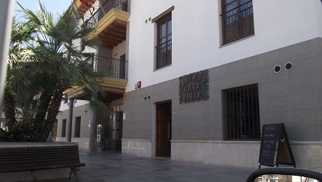 Iglesias dice que llamó al orden al responsable del bar en cuanto conoció las irregularidades
