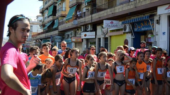 Más de medio millar de corredores apoyan a los enfermos de Parkinson en La Zubia