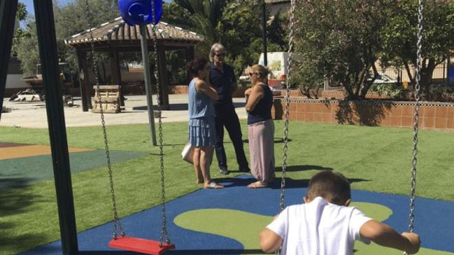 La Zubia cuenta con una renovada zona de recreo en el parque de las Marinas