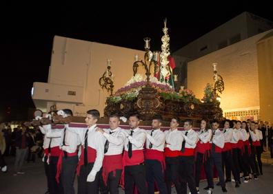 Imagen secundaria 1 - Carboneras muestra su pasión por 'el Encuentro'