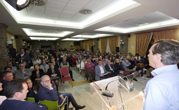 Rafael Hernando durante su intervención en el acto celebrado en Cuevas del Almanzora.