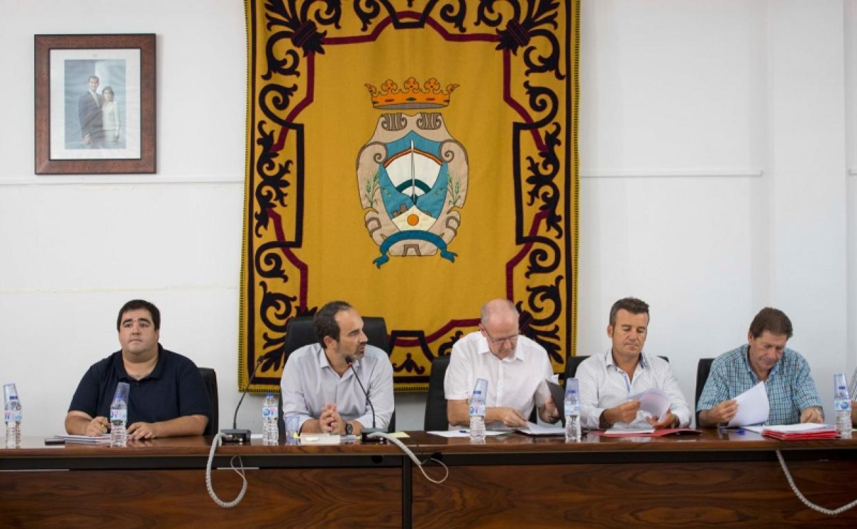 Crisis política en Carboneras | Amérigo: «Hemos perdido la confianza en Hernández pero no en López»
