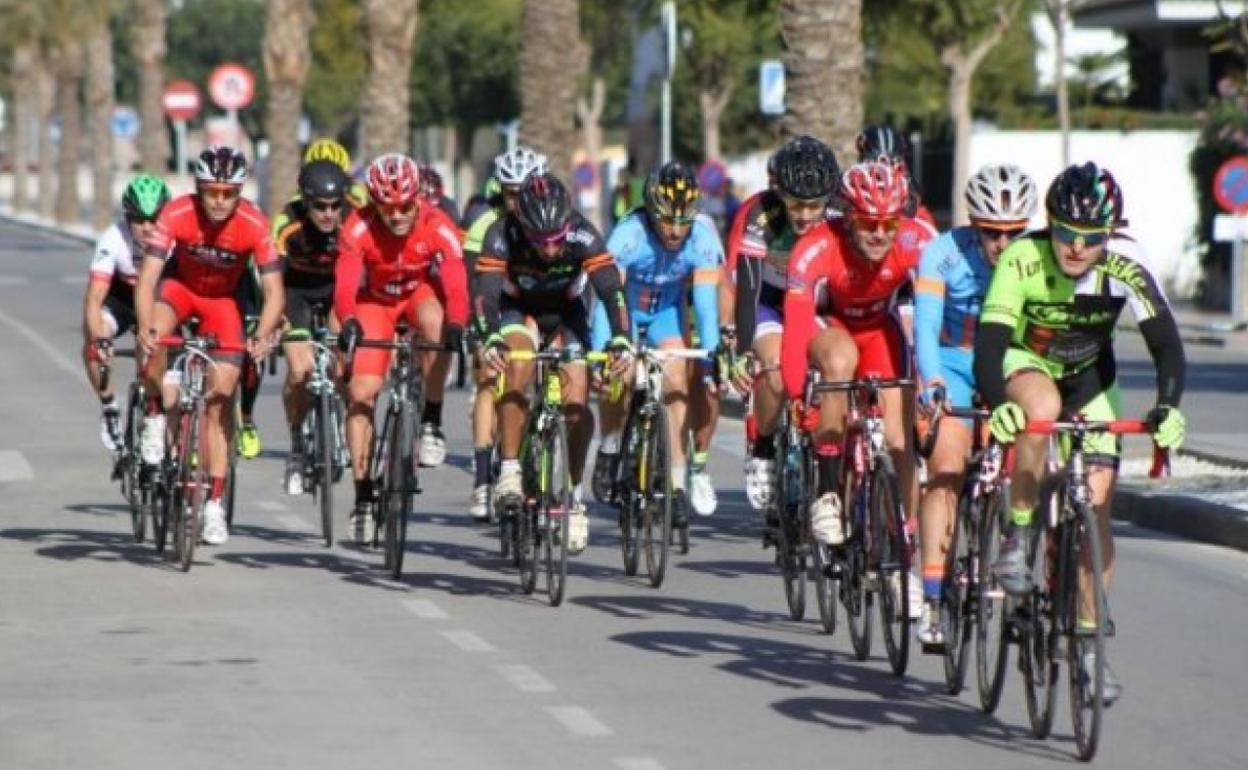 La VIII Carrera Ciclista del Cochinillo reunirá a cientos de corredores este domingo