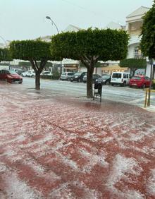 Imagen secundaria 2 - Así han quedado las calles de la localidad. 